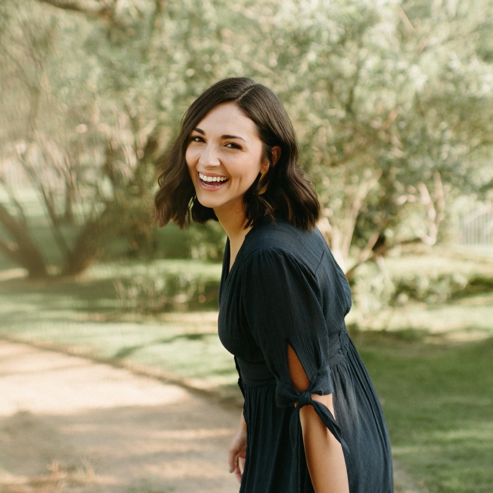 Meet your Posher, Caitlin